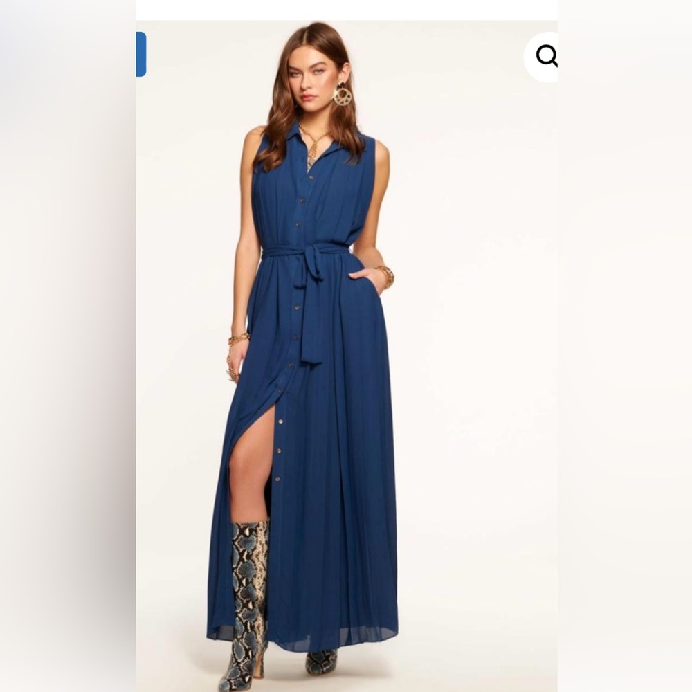 1 x Coraline Pleated Maxi Dress
Style: A02243004
Color: Spring Navy
Size: S